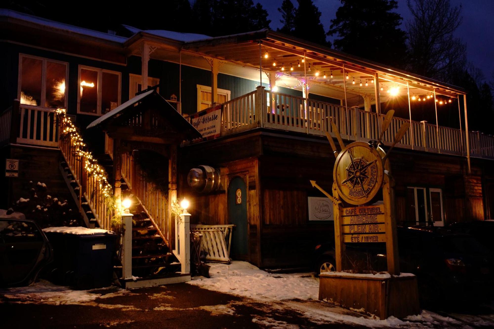 Auberge Aventure Rose Des Vents Sainte-Rose-du-Nord Eksteriør billede