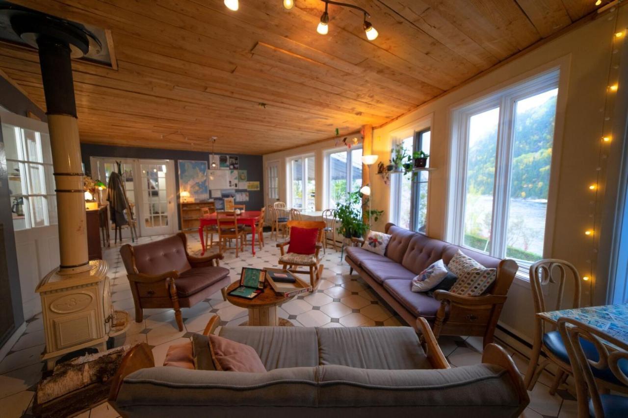 Auberge Aventure Rose Des Vents Sainte-Rose-du-Nord Eksteriør billede