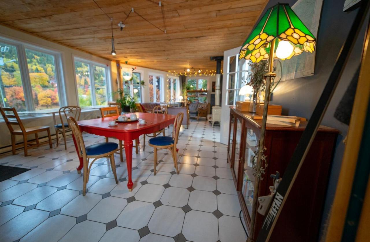Auberge Aventure Rose Des Vents Sainte-Rose-du-Nord Eksteriør billede